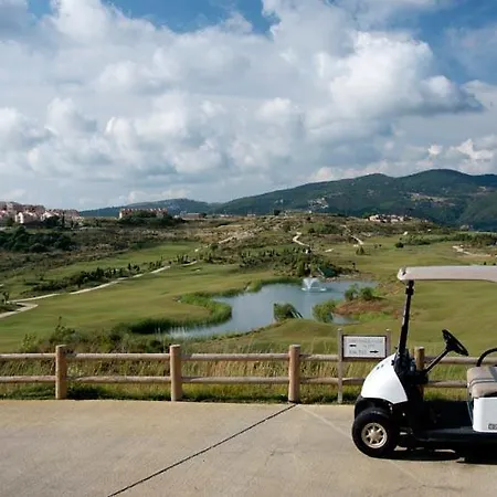 Golf & Peacock 33, 2.kat קוסדסי