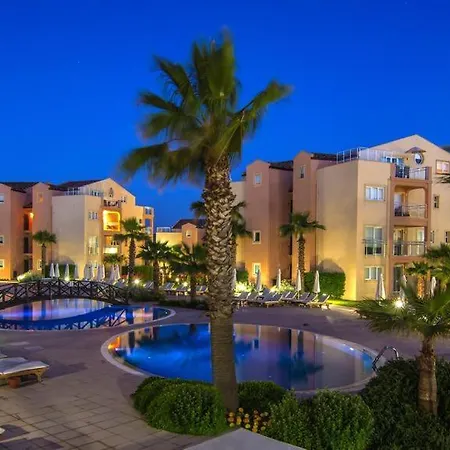 Aparthotel Golf & Peacock 33, 2.kat Kusadası