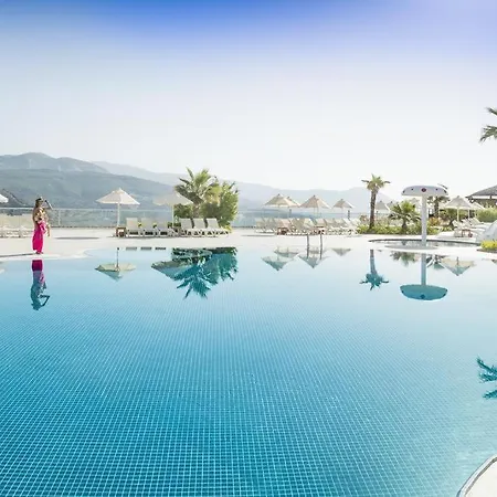 Aparthotel Golf & Peacock 33, 2.kat Kusadası